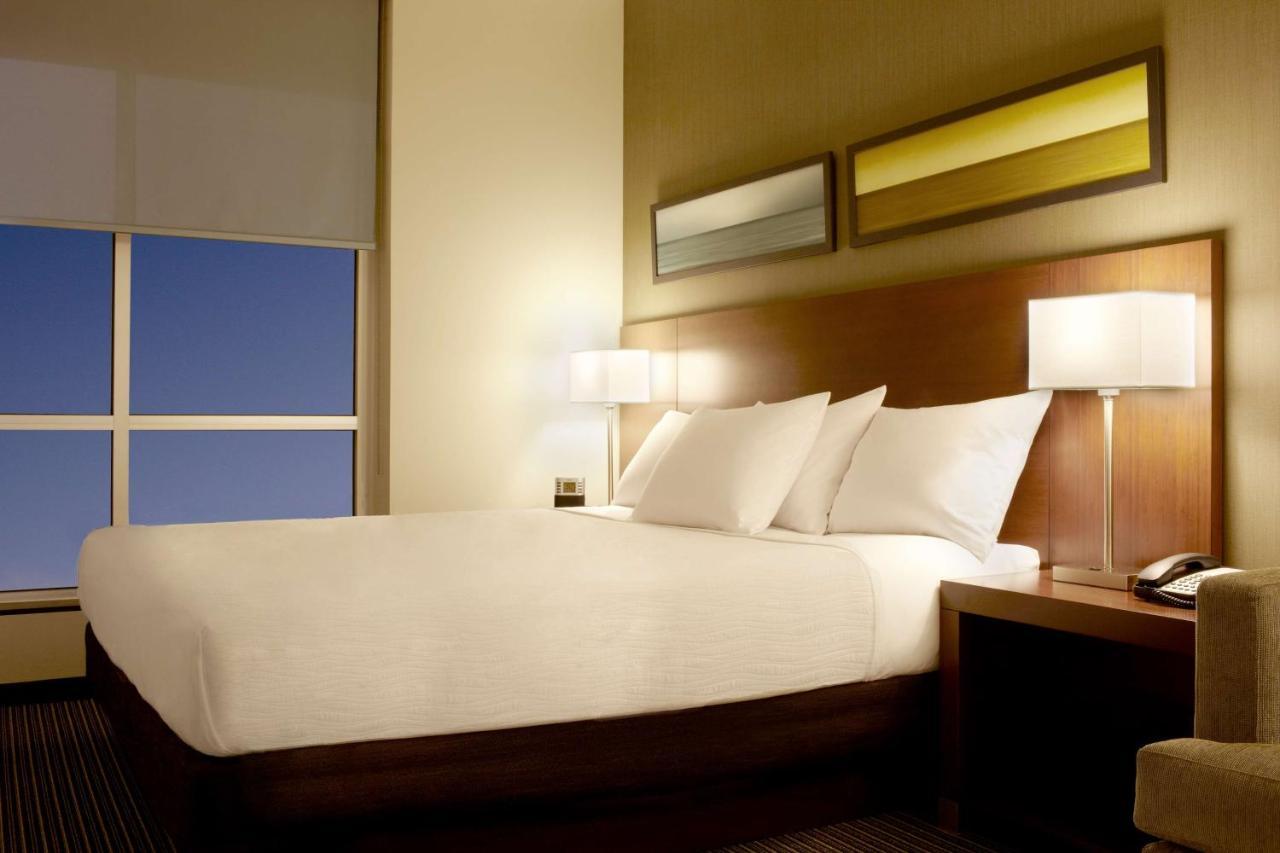 Hyatt Place Detroit/Royal Oak Exteriör bild